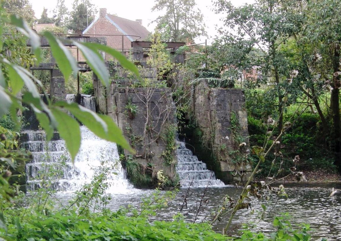 Le Groft Villa Rombies-et-Marchipont Bagian luar foto